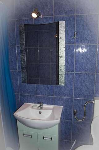 Хостелы Hotel Casa Verde Prosper Бухарест Двухместный номер с 1 кроватью-24