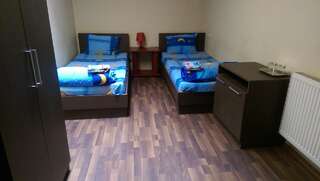 Хостелы Hotel Casa Verde Prosper Бухарест Двухместный номер с 2 отдельными кроватями-3