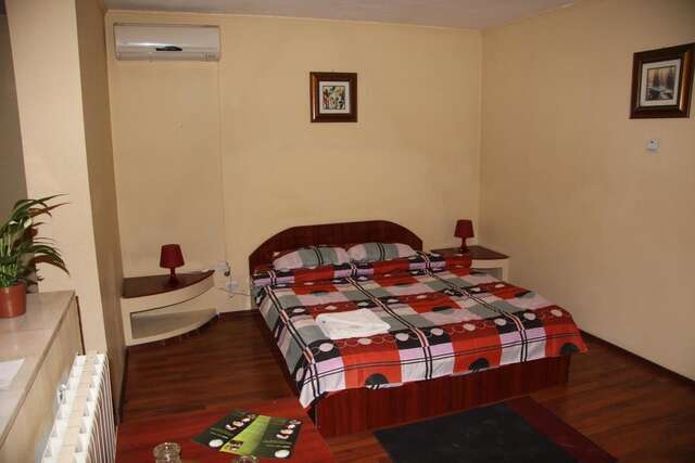 Хостелы Hotel Casa Verde Prosper Бухарест-3