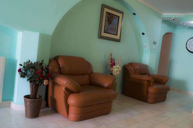 Хостелы Hotel Casa Verde Prosper Бухарест-24